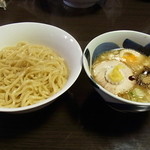 自家製麺 5102 - つけ麺700円♪