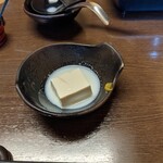 奈良町豆腐庵 こんどう - 湯豆腐は6個