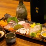 Sumibiyaki Tori Kemuri - 【鮮魚の刺身】その日に仕入れた鮮魚を刺身で。