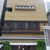 伊勢廣 京橋本店 - 移転後
