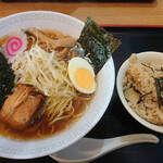 Ganso Janga Ra Ramen - 醤油ラーメン＆サザエの炊き込みご飯セット