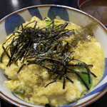 とり安 - 玉子丼　850円