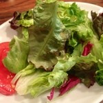loger cafe - セットメニューのサラダ