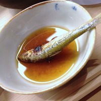 割烹　梅津 - ←焼立てを汁につけてホカホカを頂きます