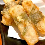 稚内海鮮と地鶏の個室居酒屋 ひなた - 山芋のり巻き揚げ　590円