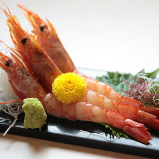 Sashimi is recommended◎ Enjoy seasonal fresh fish dishes with local sake