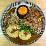 吉田カレー  - ミックス 小・豚・チーズ・トマトとネギの生姜アチャール・ポテトサラダダブル