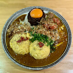 吉田カレー  - ミックス 小・豚・チーズ・トマトとネギの生姜アチャール・ポテトサラダダブル