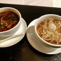 ワキヤ 一笑美茶樓 - 本日の選べるお食事(辣香担々麵、醬油ラーメン)