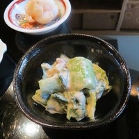 割烹たいら - 酒肴①　小松菜と大徳寺麩の胡麻和え