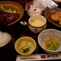 土佐料理 祢保希 丸の内店 - 鰹たたき定食