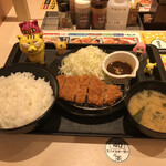 松のや - 味噌ロースかつ定食大　500円(税込)
