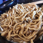 ラーメン二郎 - 豚出汁濃厚なスープを吸ったワッシワシ麺！