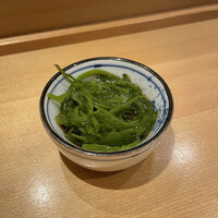 まんてん鮨 日比谷オクロジ店 - メカブ