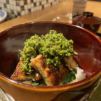 おかもと - 岡山天然海うなぎの蒲焼、花山椒の佃煮の丼