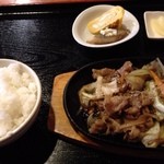 大陸食堂アジアンカフェ - 豚の生姜焼き定食