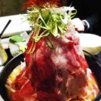 焼肉 にくなべ屋 神戸びいどろ 北野坂店 - にくなべ 白タワー！！！