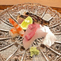 お料理 うち山 - ひらす、車海老、いさきの炙り