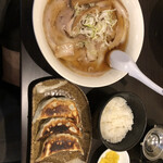 Teuchi Ramen Hayabusa - 