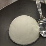 焼肉 ギュービッグ - 綺麗な形の柚子シャーベット