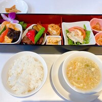 新橋亭 - お重セット2200円