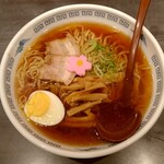 喜多方らーめん 蔵まち - 醤油ラーメン(麺大盛)