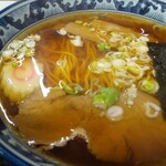 Ra-Men Shiretoko - ラーメンは麺の弾力が強い。スルスル啜り噛む食感、旨い！