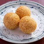 Sesame dumplings