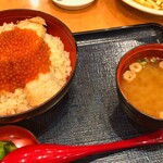 和風レストラン まるまつ イオン七戸店 - はらこ飯