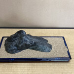 永楽 - この石に景色を見るのだそう