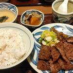 Sendai Gyutan Aoba - 牛タンが焼き2倍の定食2,780円（税別）