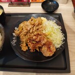 伝説のすた丼屋 - ザンギ&生姜焼き。