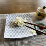 石臼挽き蕎麦香房 山の実 - ても、ワサビはだけだとツンとかなりします。