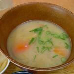 小さな食堂 ヒロ - お汁 ※拡大 (2022.07.09)
