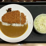 Matsunoya - ロースかつカレー ¥630 ＋ ミニポテキャベツ ¥80