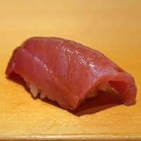 鮨 はしもと - 北海道噴火湾の鮪の中トロ