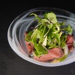 和肉食堂WWW - ローストビーフの季節サラダ