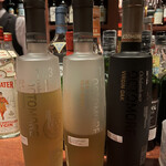 バー キュラソー - 店に置かれたオクトモア