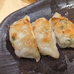 餃子歩兵 - 美味い