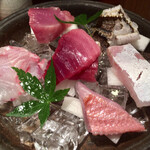 めしの助 - お造り盛り合わせ