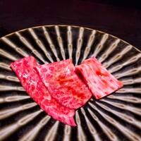 焼肉 牛印 新宿店 - ⚫カルビ　外もも　ロース