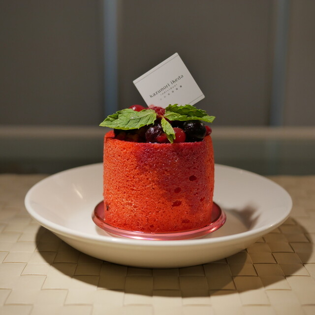 カズノリ イケダ アンディヴィデュエル 南町通店（kazunori ikeda individuel） - 青葉通一番町（ケーキ）の写真