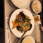 梅山飯店 - 豚肉　卵炒め　950円