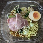 セブンイレブン - 料理写真:具材豊富な冷やしラーメン