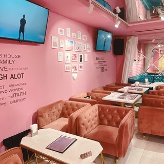 Sweets&Champagne A LA MODE_2