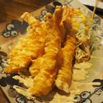 卓 - ぷりぷりエビフライその２