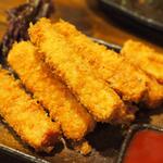 卓 - つまみハムカツその２