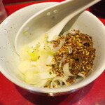 ラーメン二郎 - 待ってる間にカスタマイズ♪