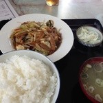 みつわ食堂 - もつ野菜定食¥800+大盛¥150