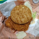 McDonald's - はみ出すチキン